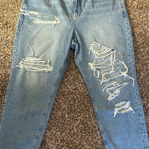 American Eagle Outfitters Denim - NWOTS American Eagle size 20 next level stretch high waisted mom jeans
